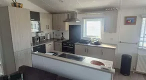 Ashland - 2 bedrooms with decking sleeps 4 - Image 3