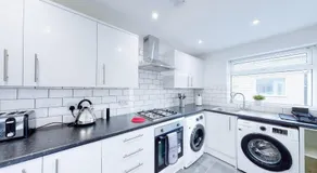 Ranworth-House - Perfect for professionals - Image 3