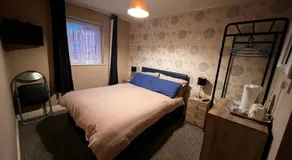 Lynton Hotel - Image 5