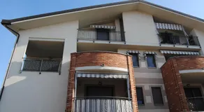 Vintage Apartment - Image 4