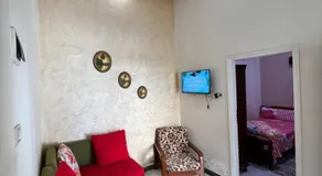 Cozy airconditioned two bedroom apartments شقق فندقية مكيفة للإيجار - Image 2