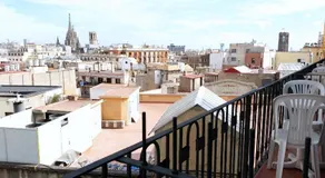 Hostal Capitol Ramblas - Image 3