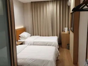 Huatian hotel - Image 5