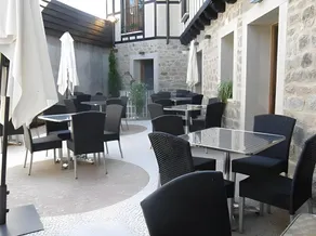 Abadía San Martín - Image 3
