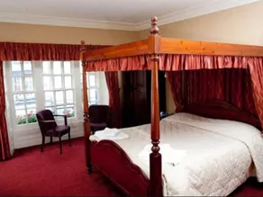 The Swan & Royal Hotel - Image 2