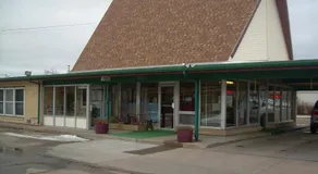 83 motel - Image 3