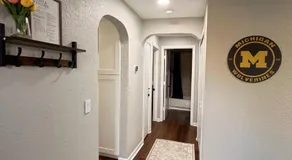 Modern Luxury Guest House Near Ann Arbor & UMICH - Image 4