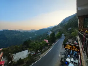Hotel vista valley Gethiya Nainital - Image 5