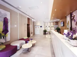 Lavande Hotel Urumqi Changjiang Road International Business Trade City - Image 2