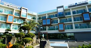 Login Resort - Image 4