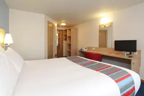 Travelodge Harrogate - Image 3