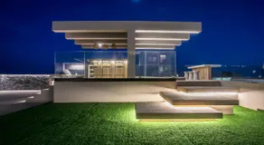 Grand Aqua Luxury Villa by Mintzi - Image 5