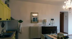CASA DEL SOLE APPARTAMENTO N° 2 WHITE AND GOLD ROOM - Image 2