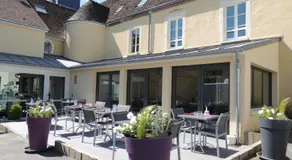 Logis hôtel restaurant Auberge de la Cloche - Image 2
