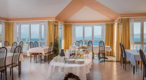 Family Beach Rooms - Image 2