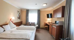 Park Residence - Image 5