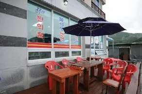 Yeosu Court Pension - Image 2
