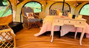 HERTFORD Farm yurt Tent Camping fire pit bbq pet friendly - Image 3