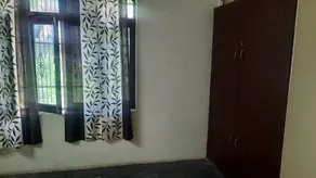 Beautiful 2 bedroom house with hall and kitchen - Image 5