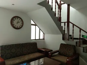 Yijia Hotel - Image 5