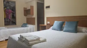 Hostal O Patron - Image 2