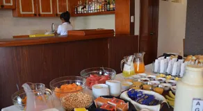 Takana Inn - Image 4