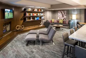 Courtyard by Marriott Portland North - Image 2