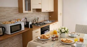 Cecilia's home - Image 3
