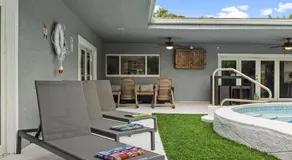 Luxurious Hollywood Retreat Perfect Getaway - Image 2