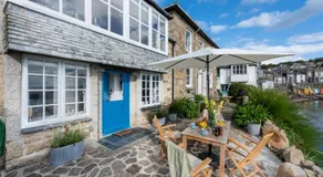 Tides Reach - Free WiFi - Harbourside - Wood Burner - Coffee Machine - Image 3