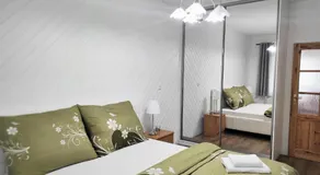 ROYAL GARDEN APARTMENTS *** - Image 2