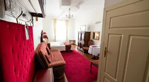 Hotel Napoleon - Image 2