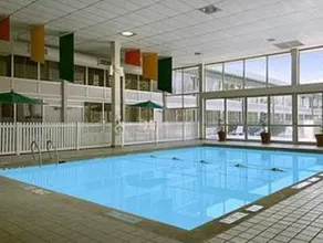Sky Hotel at Tulsa Airport - Image 3