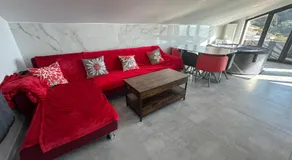 niolonlabricotier love room classe - Image 4