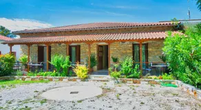 Naftilos Guest House - Image 5