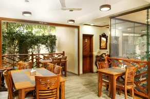 Crystal Villa Kihim - Image 5