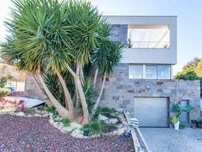 Delightful Villa in Canyelles wth Swimming Pool - Image 4