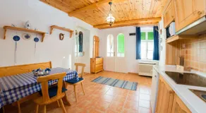 Hauszmann Vendégház - Image 3