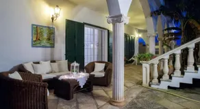 Michelle House - Image 2