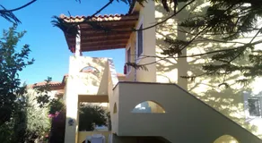 Summertime Apartments - Image 3