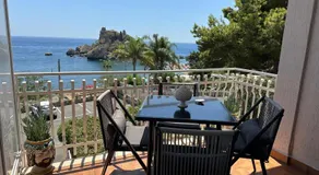 Taormina Isola Bella Apartment - Taormina Holidays - Image 3