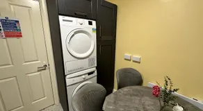 Private Room with bathroom - Image 4