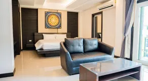 Lulu Hotel at The Glasshouse Lion Café - Image 2
