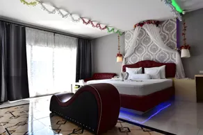 Relax Villa Hotel - Image 2