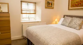 The Cobbles Inn Apartment - Image 2