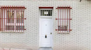 Acogedoras Habitaciónes en Madrid - Image 5