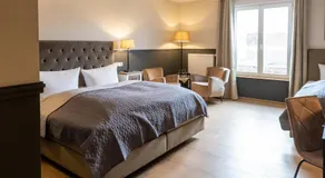 Altstadt-Hotel - Image 2