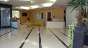 Groane Hotel Residence - Image 2