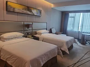 Vienna International Hotel Foshan World of Flower - Image 4