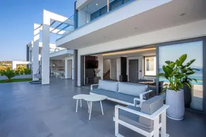 Antonio Villa - Image 3